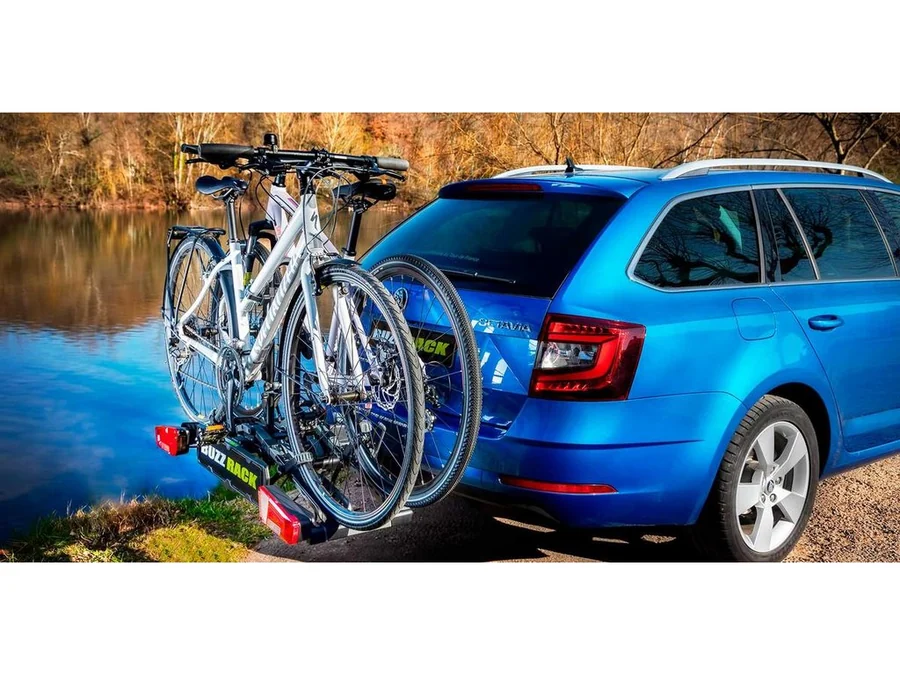BUZZRACK Eazzy 2 s bicyklami na aute